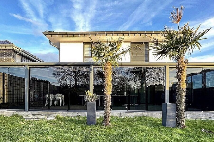 Kaltwintergarten mit Palmen